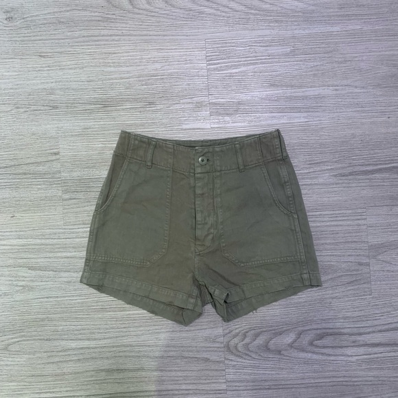 RE/DONE Originals Olive Short - Picture 2 of 4